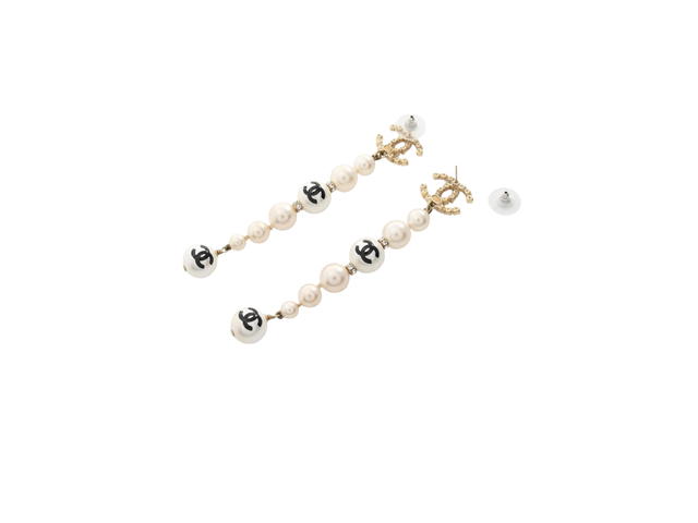 Chanel Chanel Hanel Coco Mark Ohrringe Aus Vergoldetem Material Mit Kunstperlen Gold - view 2