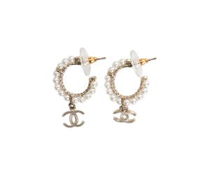 Buy Chanel Sleeper Earrings Gold Pearl at Sasom – Authentic and Ready to Ship