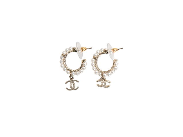 Chanel Chanel Sleeper Earrings Gold Pearl - view 1