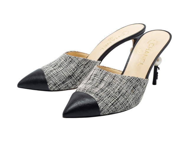 Chanel Chanel Tweed Goatskin Pearl Mules In Tweed And Leather With Pointed Cap Toe CC Pearl Black White - view 3