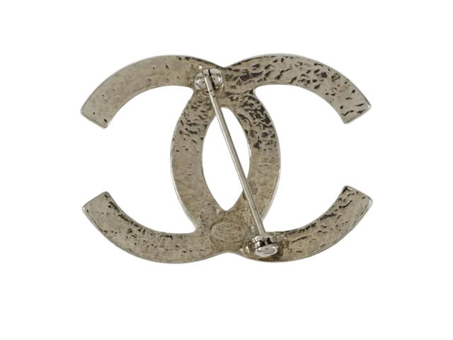 Chanel Chanel CC Brooch In Metal and Glass Pearl With Silver-Tone Hardware - view 2