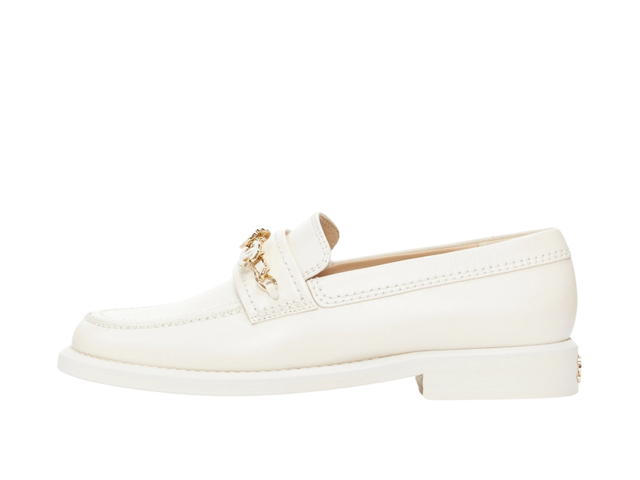Chanel Chanel 22C Ivory CC Heart Flower Charm Chain Leather Loafers Beige - view 2