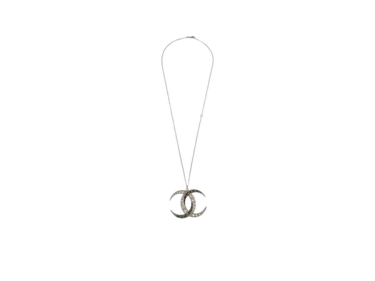 Chanel Chanel 2016 CC Necklace Silver