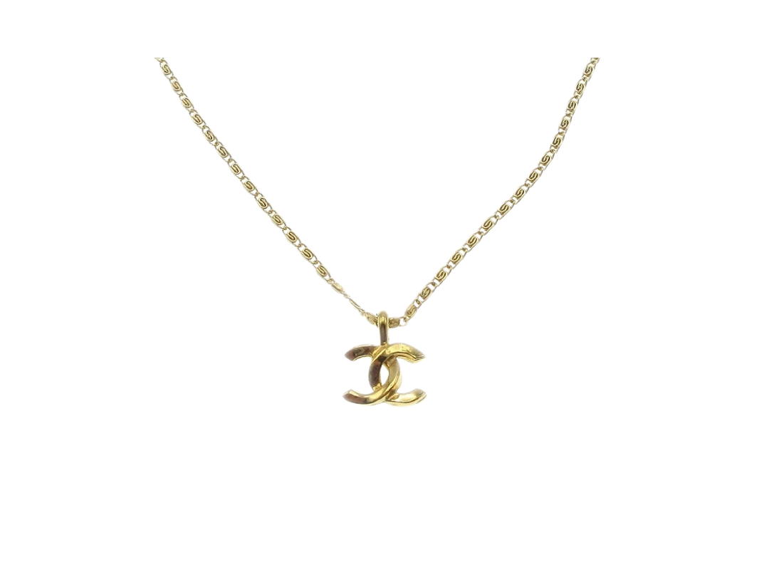Chanel Chanel 1982 CC Chain Pendant Necklace Gold