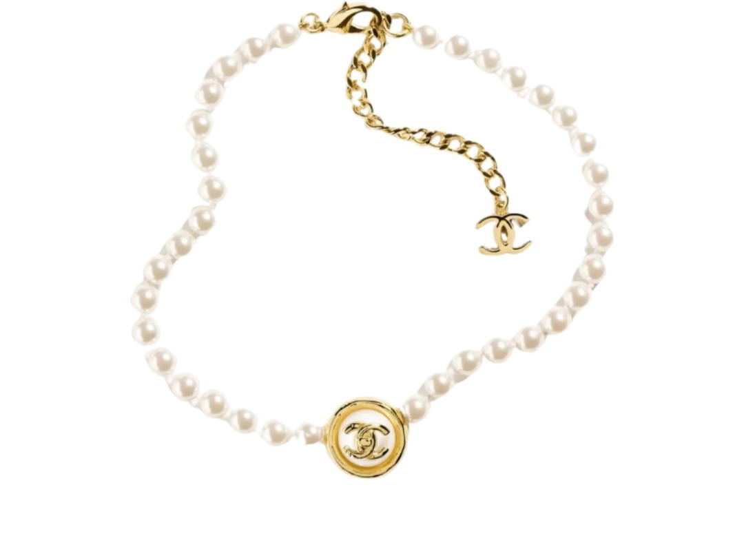 Chanel Chanel White Pearl Necklace Pearl White In Pearl With Gold Hardware