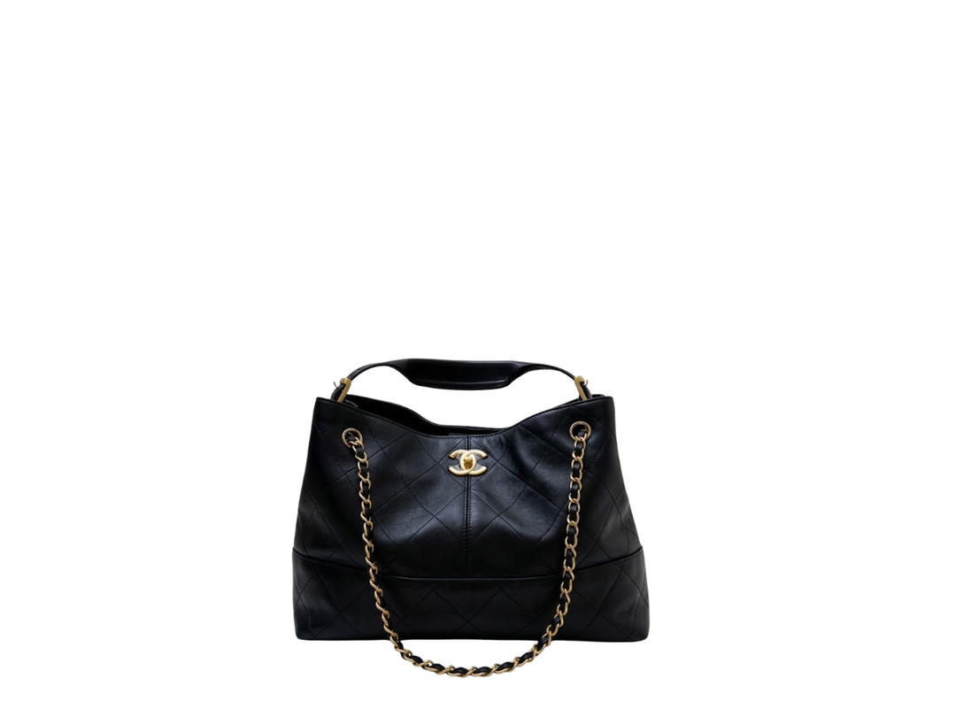 Chanel Chanel 25A Shopping Bag Black