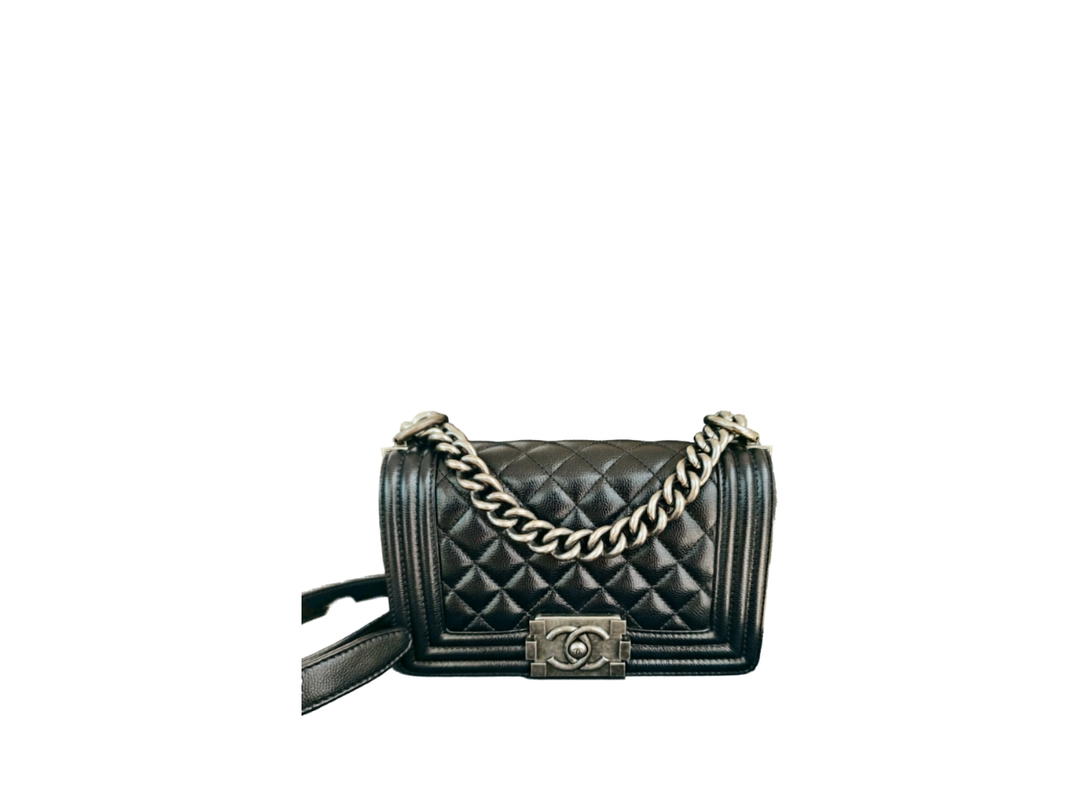 Chanel Chanel Boy 8 Caviar Black