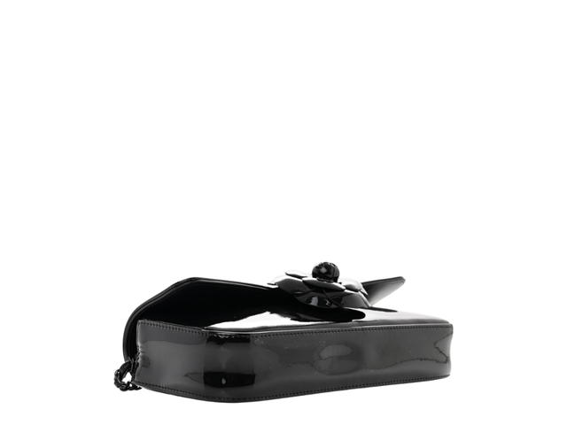 Chanel Chanel Camellia E/W Flap In Black Patent Calfskin With Black Metal Hardware So Black - view 2