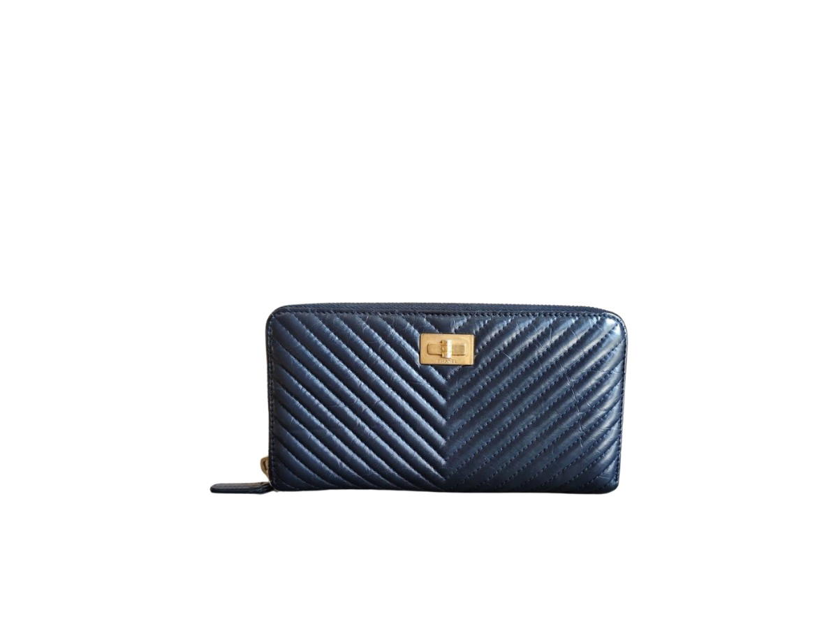 Chanel Chanel Reissue 2.55 Zippy Long Wallet Navy