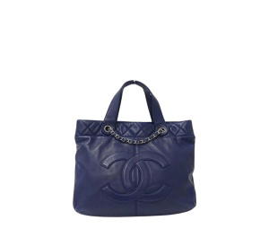 Buy Chanel Matelasse Tote Bag Navy at Sasom – Authentic and Ready to Ship