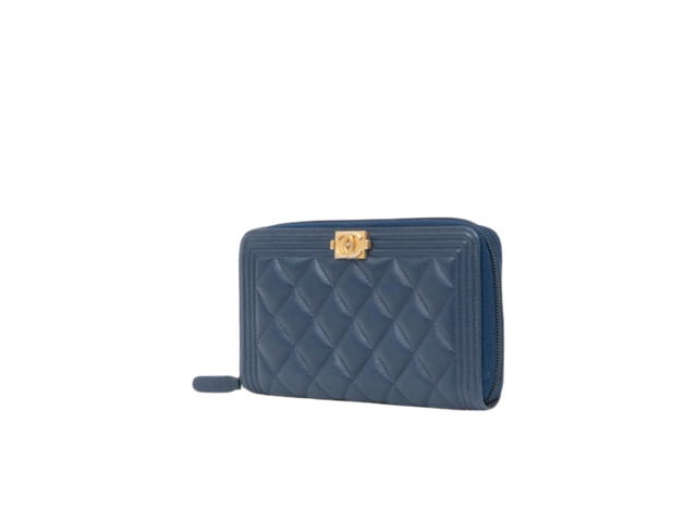 Chanel Chanel Boy Zip Around Wallet In Lambskin Quilted With Gold Hardware Blue - view 2