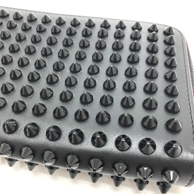 Christian Louboutin Christian Louboutin Panettone Spike studs Zip Around Long Wallet Leather Black - view 4