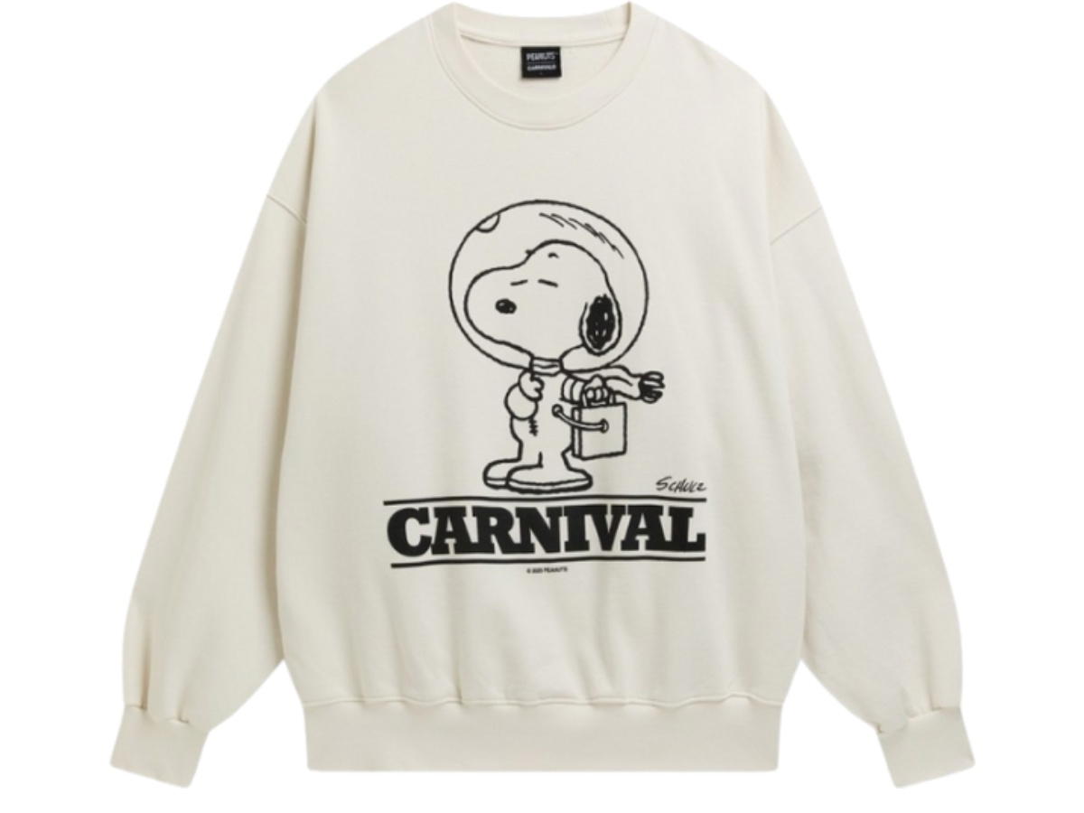 Carnival Carnival X Peanuts Snoopy Crewneck Sweatshirt Cream