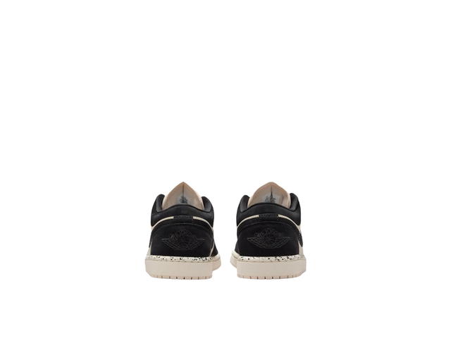 Jordan Jordan 1 Low Black Guava Ice (Women's) - view 4
