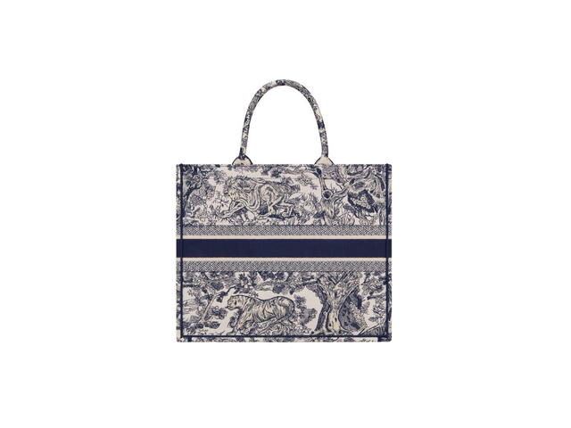 Dior Dior Large Dior Book Tote In Ecru And Blue Toile De Jouy Embroidery - view 3