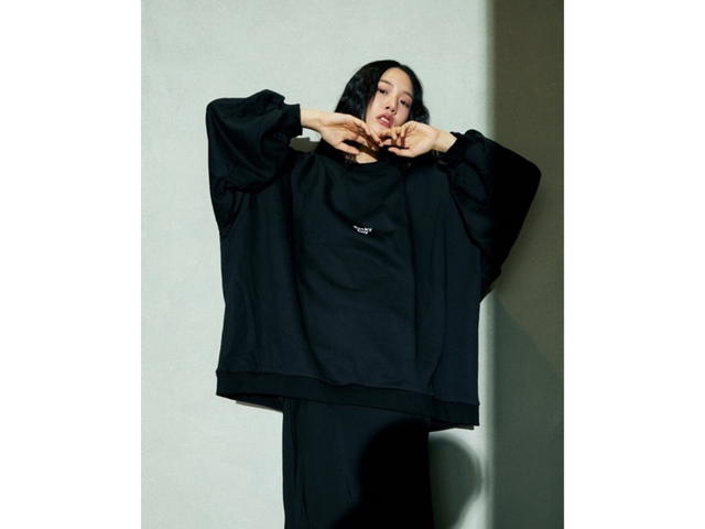 DUCKYBOY Duckyboy Oversized Jumper Black - view 1