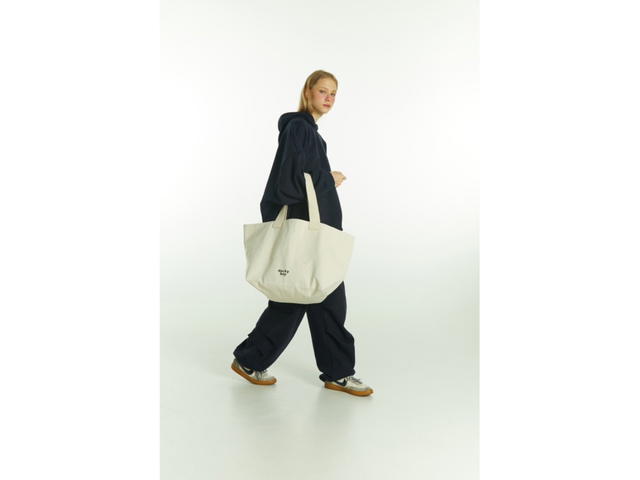 DUCKYBOY Duckyboy Oversized Tote - view 3