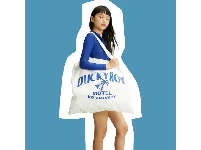 DUCKYBOY Duckyboy Pillow Tote Motel No Vacancy White - view 2