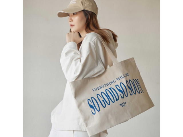 DUCKYBOY Duckyboy So Good So Soon Tote Ivory Royal Blue - view 3
