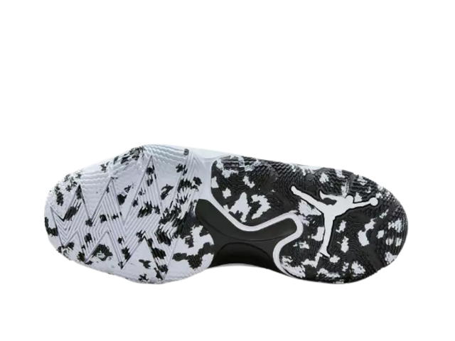 Nike Jordan Why Not .6 Black White Metallic Gold - view 4