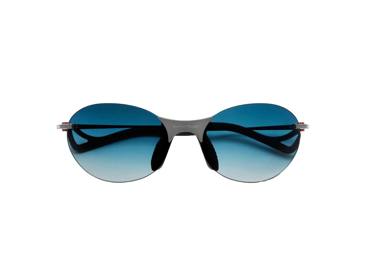 District Vision District Vision Mami Vantage Ti Glasses Glossy Graphite D+ Blue Gradient Lenses