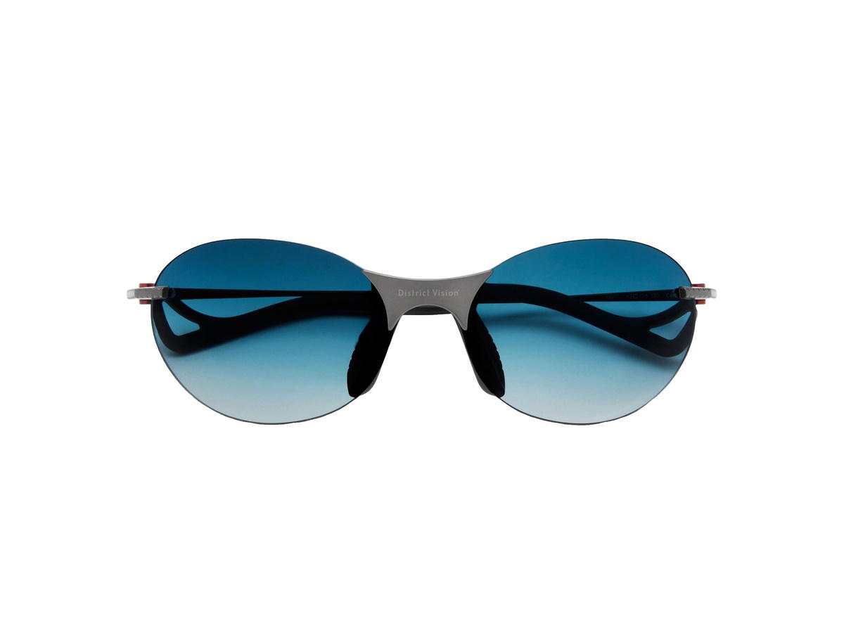 District Vision District Vision Mami Vantage Ti Glasses Glossy Graphite D+ Blue Gradient Lenses