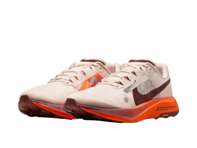 Nike Nike Ultrafly Running Shoes Guitar Muddy Red - view 3