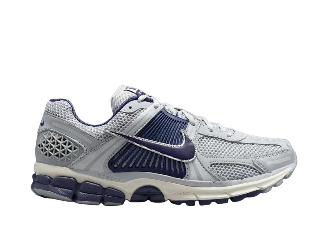 Nike Nike Air Zoom Vomero 5 Gray