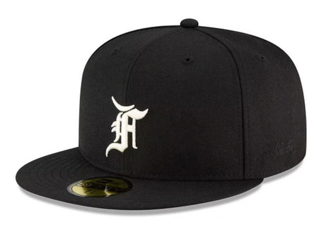Fear of God Fear of God Essentials New Era 59Fifty Fitted Hat Black (FW21) - view 2