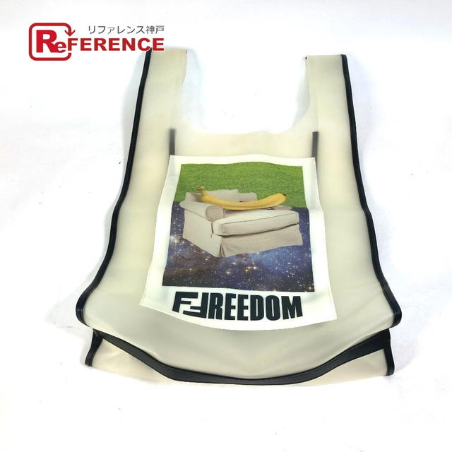 Fendi FENDI 7VA442 banana fruit FREEDOM Logo eco bag bag Hand Bag Vinyl clear/Black - view 1