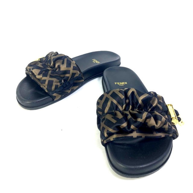 Fendi FENDI 8X8142 Sandals Pool Sandals Feel Slide Pleated Zucca polyester Brown/Black - view 1