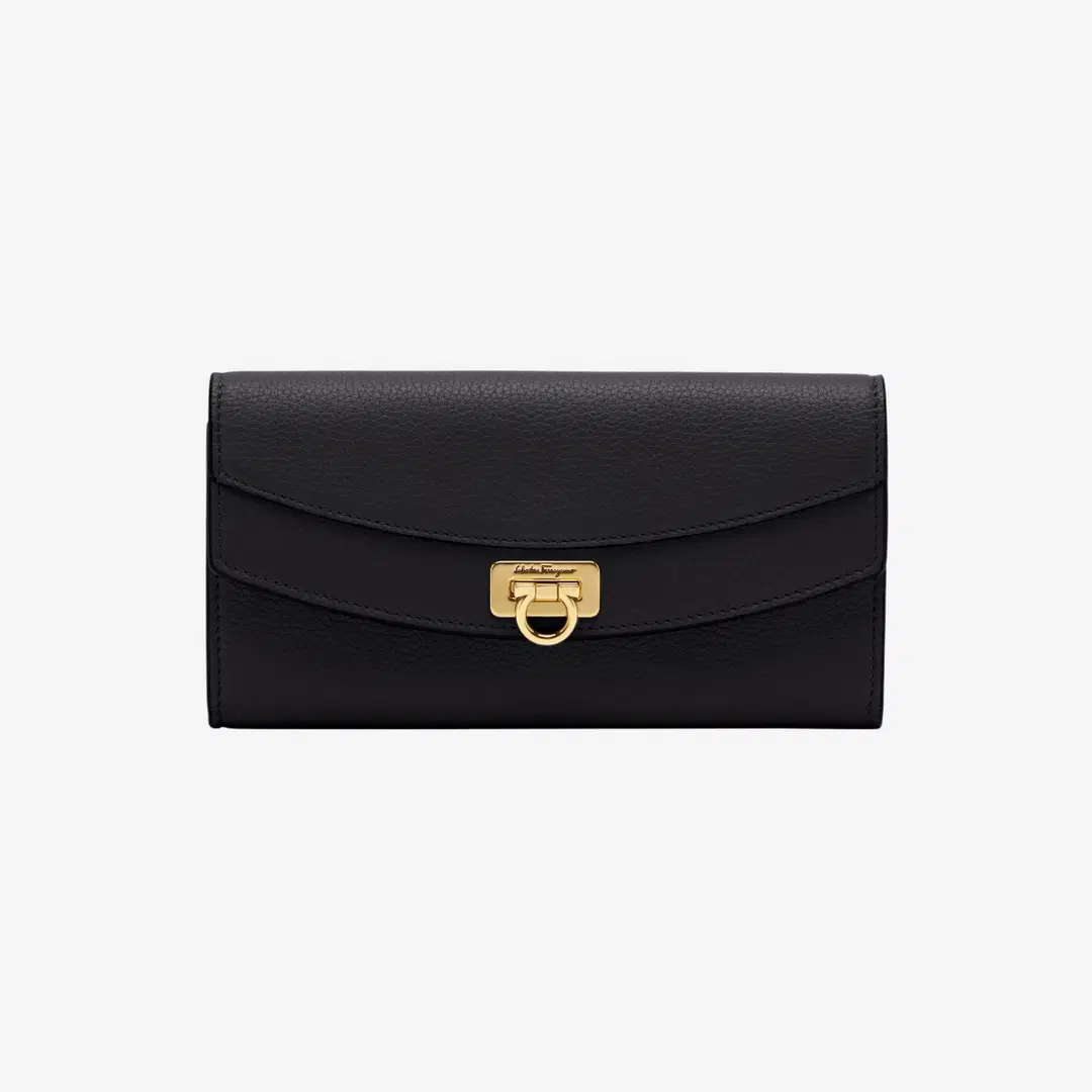 Ferragamo Ferragamo Gancini Continental Wallet Black