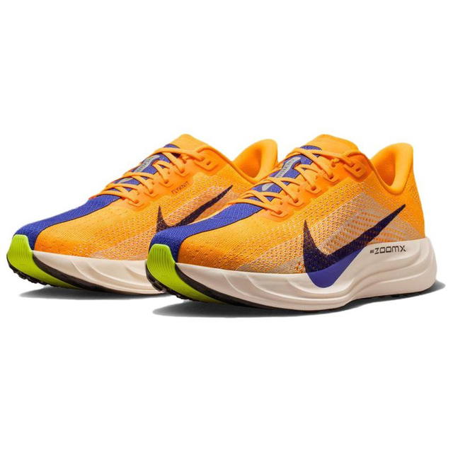 Nike Nike Pegasus Plus - Orange - view 3