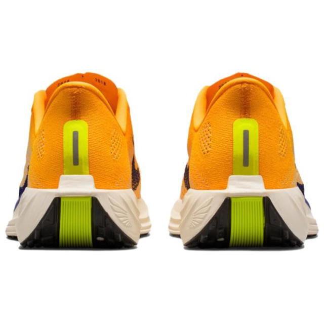Nike Nike Pegasus Plus - Orange - view 4