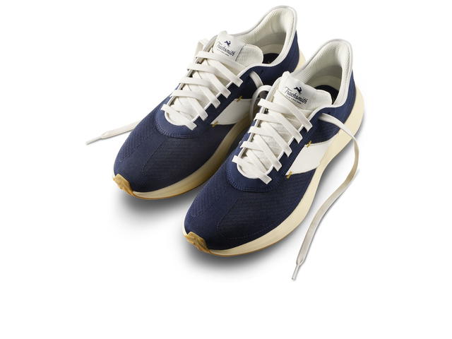 Tracksmith Tracksmith Eliot Runner Navy White (W) - view 3