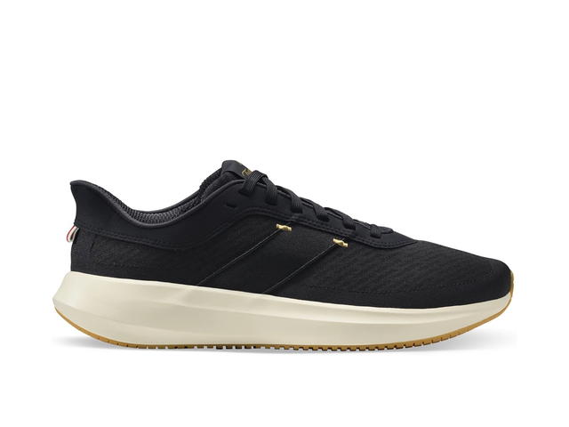 Tracksmith Tracksmith Eliot Runner Black - view 1