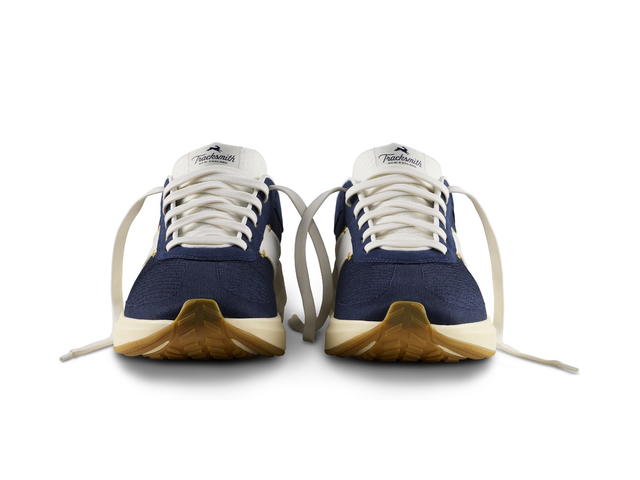 Tracksmith Tracksmith Eliot Runner Navy White - view 6