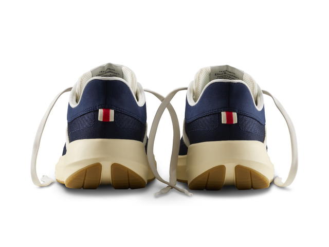 Tracksmith Tracksmith Eliot Runner Navy White - view 7