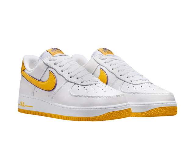 Nike Nike  Air Force 1 Low x Kobe Varsity Maize Varsity Purple - view 3