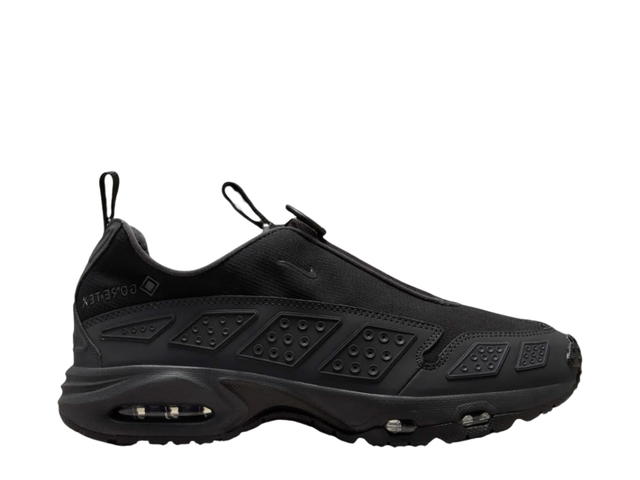 Nike Nike Air Max SNDR GORE-TEX Black and Dark Smoke Grey (Women's) - view 1