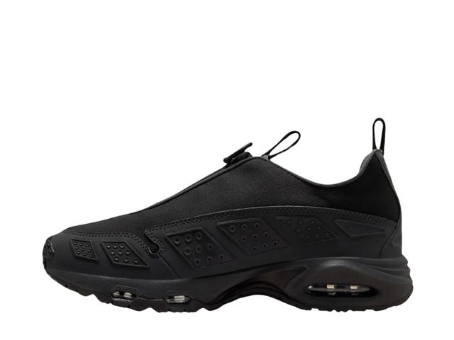 Nike Nike Air Max SNDR GORE-TEX Black and Dark Smoke Grey (Women's) - view 2
