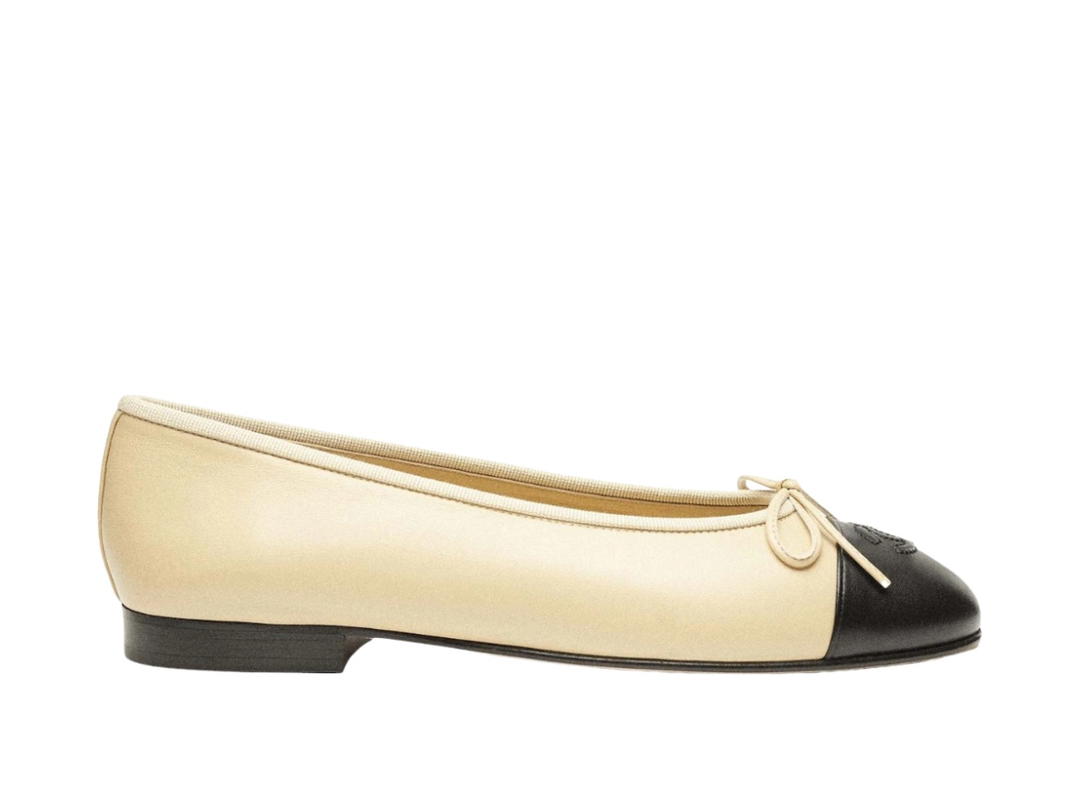 Chanel Chanel Lambskin 10mm Ballet Flats Beige Black (Women's)