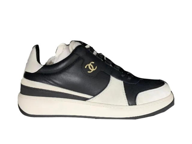 Chanel Chanel Slip-Resistant Cushioning Low-Top Black White - view 1
