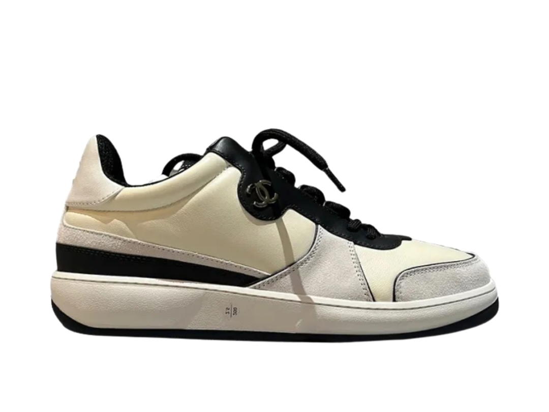 Chanel Chanel Wear-Resistant Low-Top White