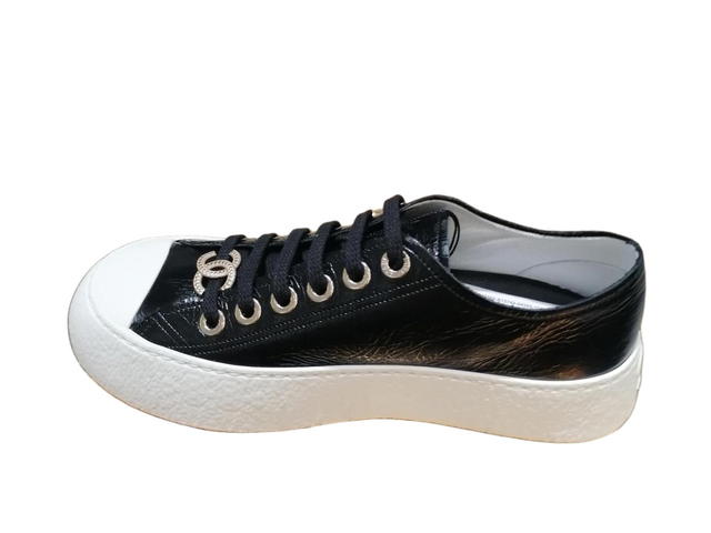 Chanel Chanel Leather Low-Top Sneaker Black (Women's) - view 2