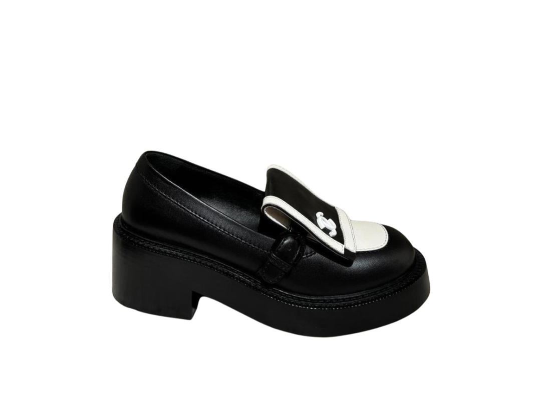Chanel Chanel Loafers Black (Women's)