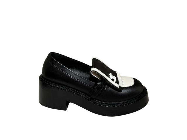 Chanel Chanel Loafers Black (Women's) - view 1