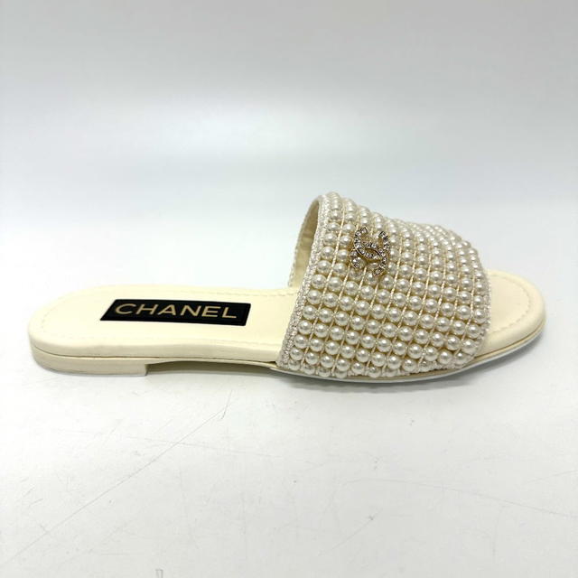 Chanel G46302B 25P Faux Pearl CC Mark Flat Sandals Mules ShoesSandals - view 4