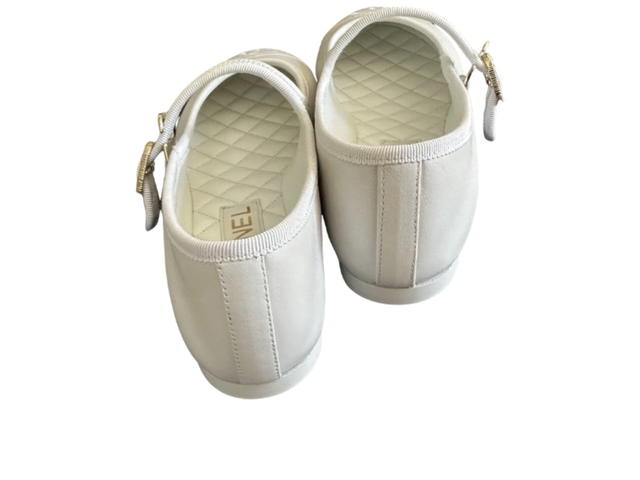 Chanel Chanel Mary Janes Leather Ballet Flats White (Women's) - view 4