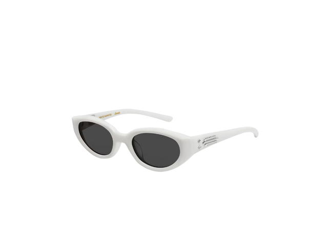 Gentle Monster Gentle Monster Jennie - Fish Tail W2 In White Acetate Frame With Gray Lenses - view 2